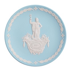 食器 画像 ウエッジウッド Wedgwood イヤープレート 2024 ポセイドン