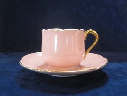 食器 画像 大倉陶園 デミタスカップ&ソーサー ピンク蒔き