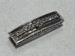 プラチナ製品 画像 PM刻印 帯留め ダイヤ