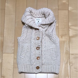 古着 画像 ニットベスト 襟あり ベージュ niko and... フリーサイズ 美品
