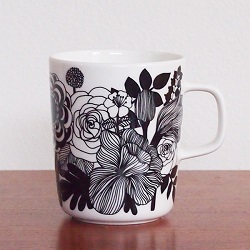 食器 画像 マリメッコ MARIMEKKO マグカップ シイルトラプータルハ