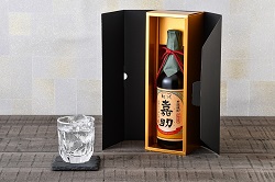 お酒 画像 初代嘉助 長期熟成 麦焼酎 720ml 未開封品