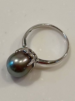 プラチナ製品 画像 Pt800 指輪 リング ブラックパール
