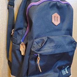 バッグ 画像 リュック ブラック パープル Danke 美品