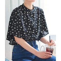 古着 画像 フリル半袖ブラウス 黒 花柄 KOBE LETTUCE Mサイズ レディース 美品