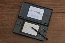 ゲーム 画像 Nintendo DS lite ジェットブラック 少々キズ有