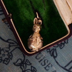 金製品 画像 K9 9金 チャーム ラビット うさぎ