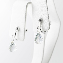 銀製品 画像 シルバー925 イヤリング ホワイトトパーズ
