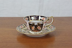 食器 画像 ロイヤルクラウンダービー Royal Crown Derby カップ＆ソーサー 伊万里