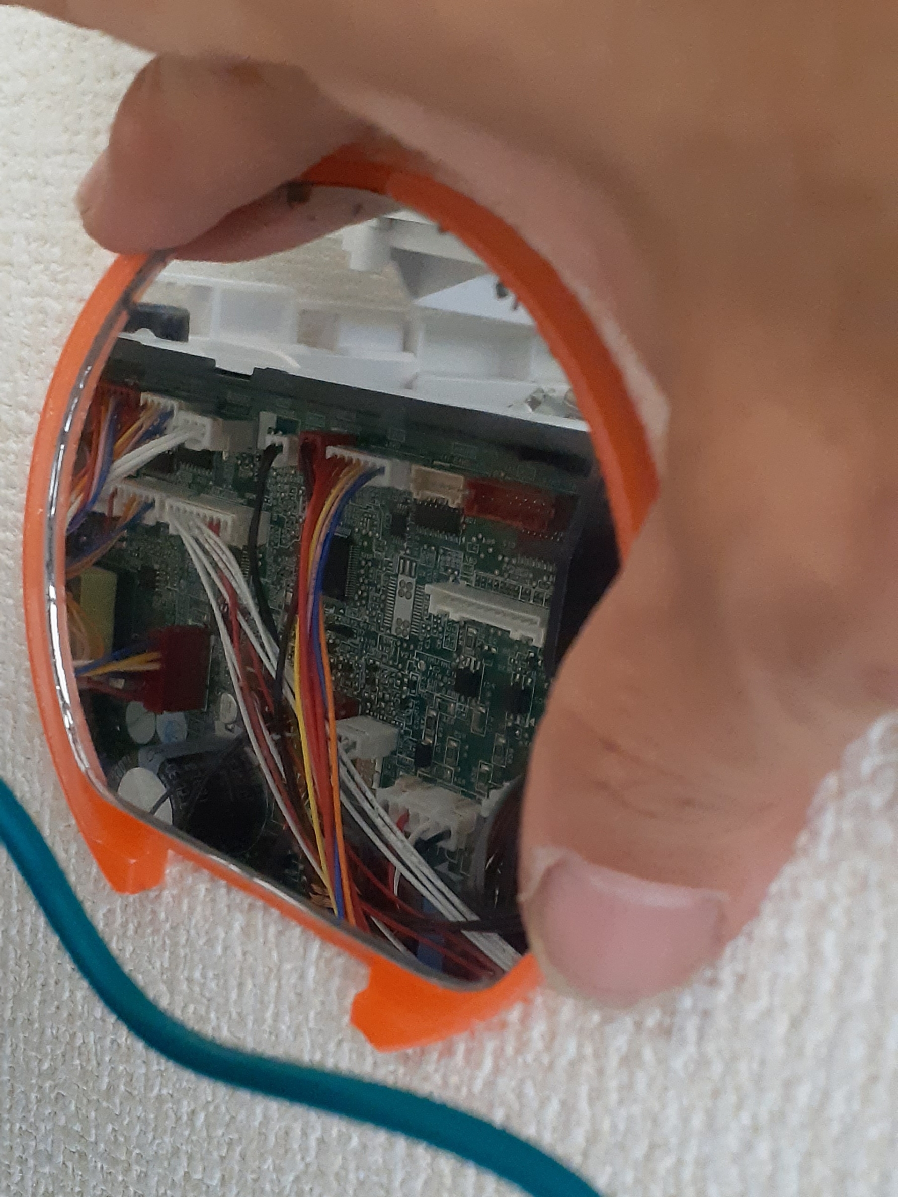 6月8日誕生日に挑戦！BUT…お掃除機能付きエアコンを壊して