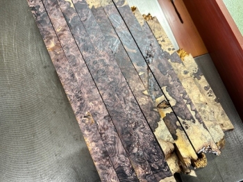 ソノケリン こぶ杢 工房楔 ペンシル楔　Sonokeling burl ソノケリン こぶ杢 工房楔 ペンシル楔Sonokeling burl