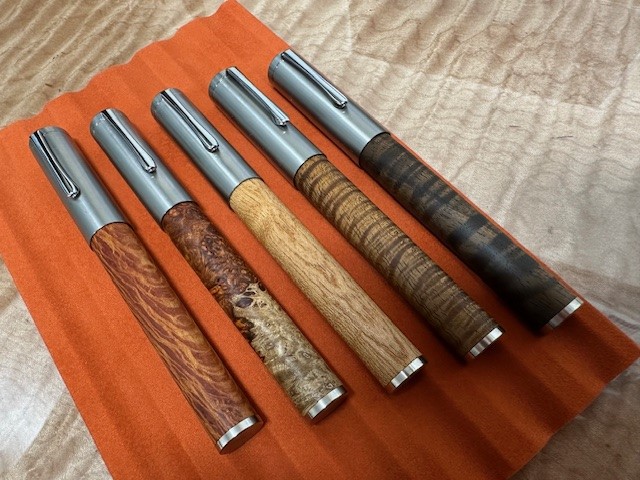 作者不詳 ○鉄のカタツムリのお洒落なペン立て○ 作者不詳 ○鉄