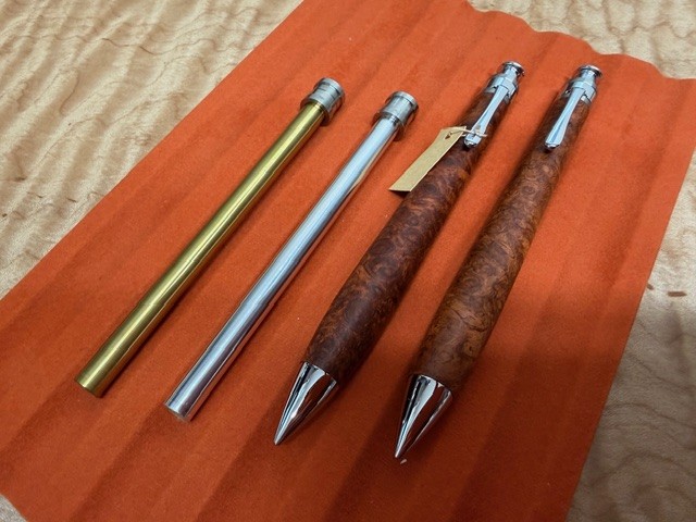 ペンシル楔、ルーチェペンの普通のものと真鍮パイプの違い | 切々と