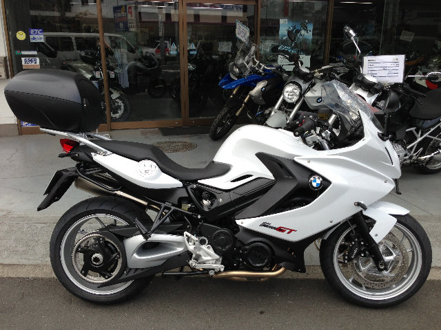 トップケースとサイドパニア いかす BMW純正(F800R)