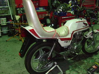ケツ上げ | 旧車バイク・カスタムバイク販売「BurstCity ケツ上げ | 旧車バイク・カスタムバイク販売「BurstCity