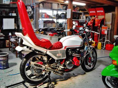 CBX400F | 旧車バイク・カスタムバイク販売「BurstCity