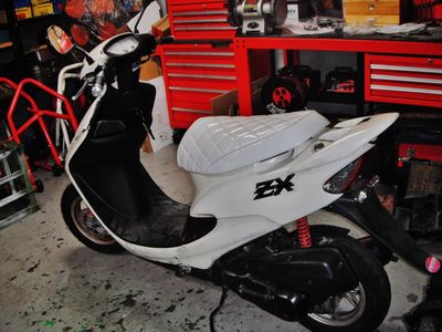 エナメルシート | 旧車バイク・カスタムバイク販売「BurstCity/バーストシティ」ブログ