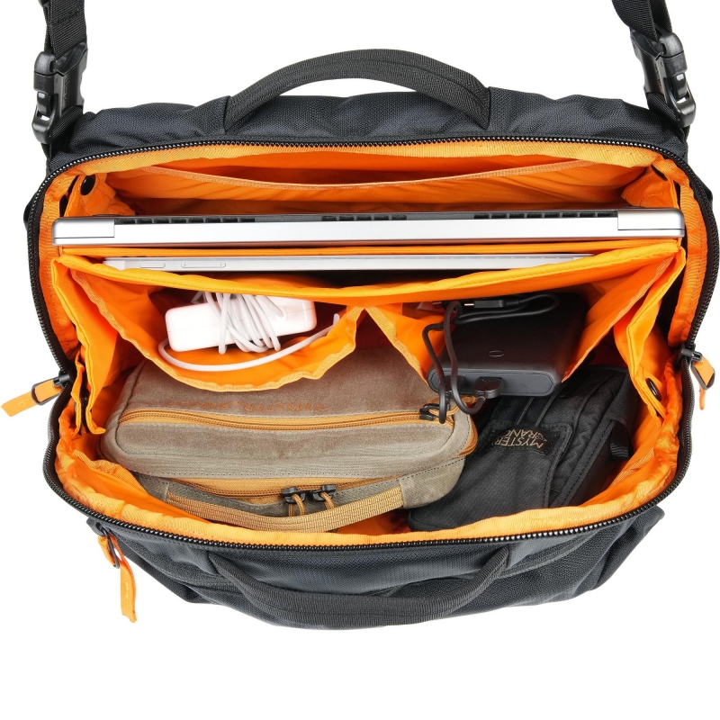 ミステリーランチ ディストリクトProが待望の再入荷です。【成田 ミステリーランチ ディストリクトProが待望の再入荷です。【成田