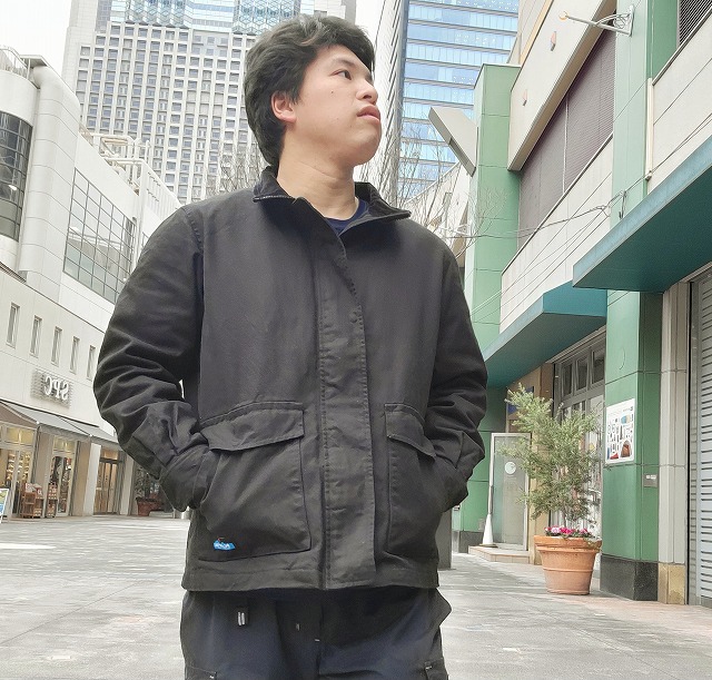 軽く暖かくスッキリしているジャケット【なんばパークス店】 | A&F