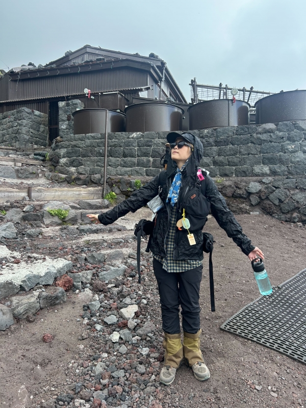 富士登山リアルレポート｜バックパックの中身ぜんぶ見せます