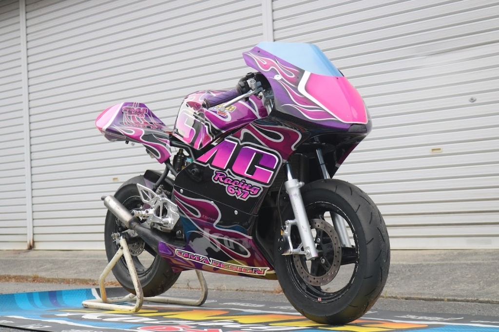 シマノ アンタレスDC HG カスタム仕様　カーボン　キャンディピンク塗装 新作オートバイ（M12、M50、NSR50、キャンディーパープル