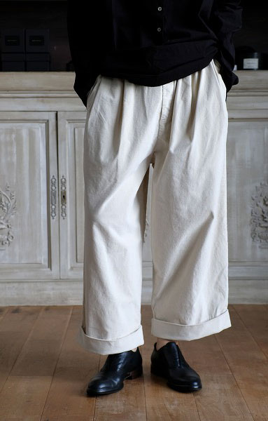 ALBAM DI FAMIGLIA ベルベットパンツ ALBAM DI FAMIGLIA ベルベットパンツ album di famigliaアルバムディ