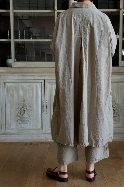 ワンピース 2025SS ALBUM DI FAMIGLIA VAREUSE DRESS Album Di Famiglia Vareuse Dress CC Gold