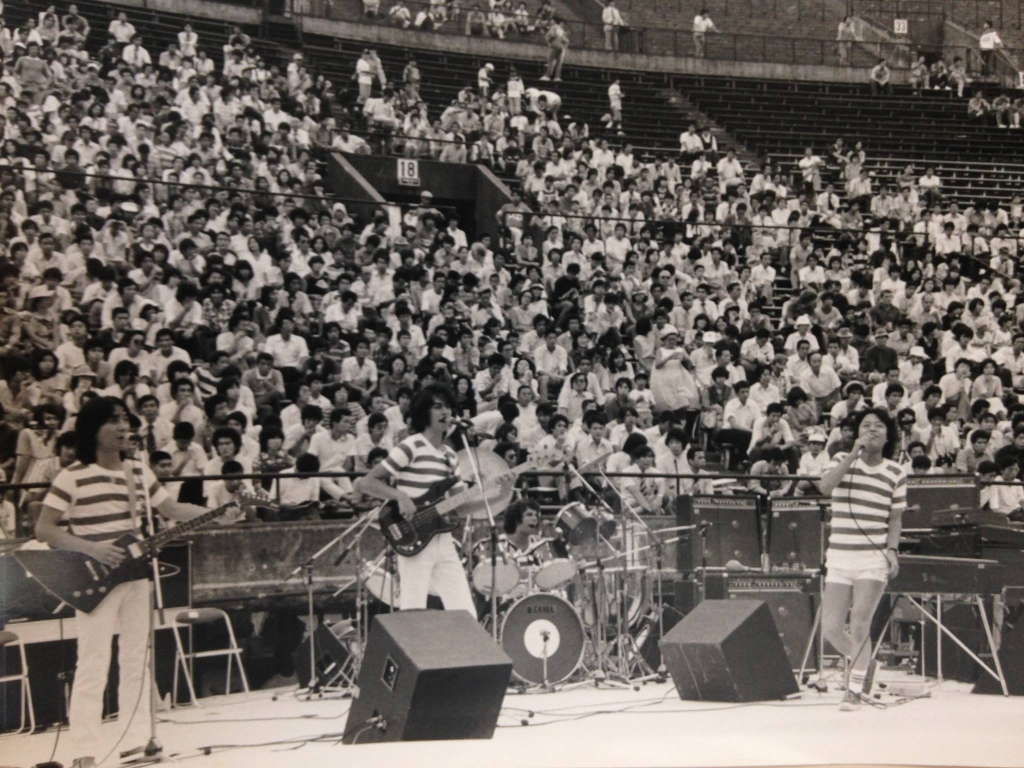 PELE'サヨナラゲーム東京国立競技場1977年10月14日ニャーヨークコスモス PELE SAYONARA GAME IN JAPAN 1977」出演 | ゴダイゴ (Godiego