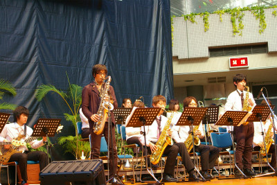 20120212ESA-BIGBAND.jpg