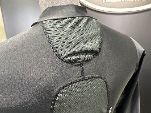 フラットフィットアンダートップス＆ボトムス入荷！：KUSHITANI 三鷹店