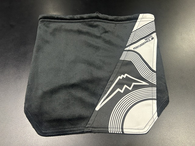 首元から温めましょう！：KUSHITANI 三鷹店 | KUSHITANI 三鷹店