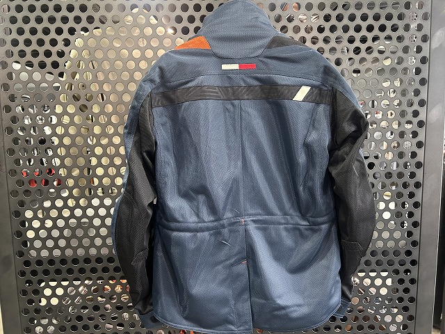 フルメッシュロングジャケット＆テーパードボトムス入荷：KUSHITANI