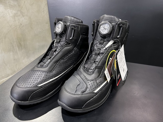 クシタニ　フローシューズ　ブラック/グレー　サイズ27.5cm フローシューズ - バイク用品｜クシタニオンラインストア