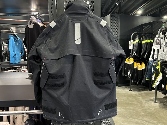 レインスーツ入荷しました！：KUSHITANI 三鷹店 | KUSHITANI 三鷹店
