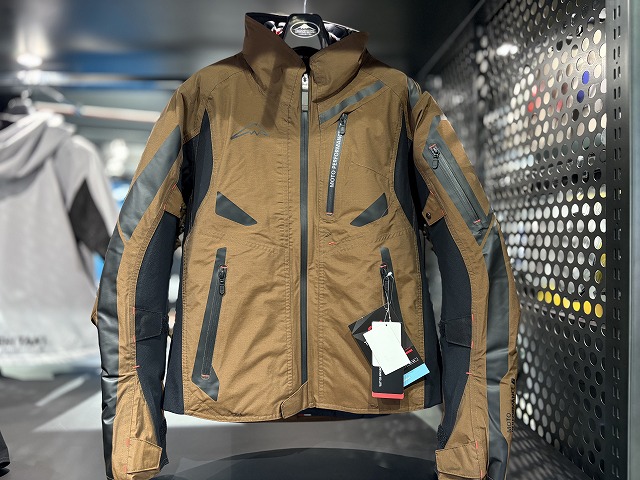 過去モデルのウィンタージャケット、入荷しました！:KUSHITANI 三鷹店