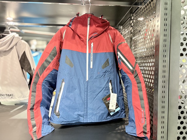 過去モデルのウィンタージャケット、入荷しました！:KUSHITANI 三鷹店