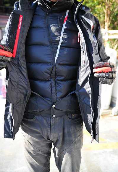 クシタニ GORE-TEX オールウェザージャケット LL ブラック mqdefault.jpg
