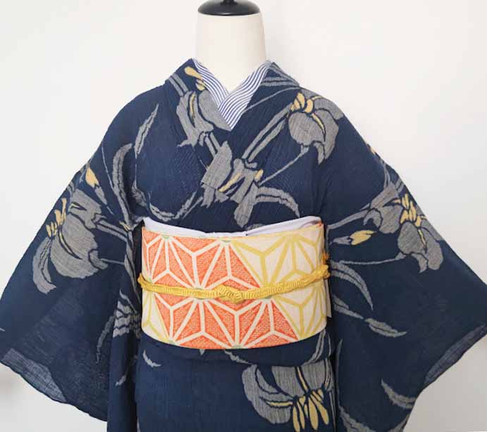 アンティーク菖蒲柄小千谷ちぢみ＆麻の葉模様刺繍入り絽名古屋帯