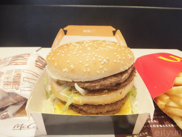 【マック】メガマック@マクドナルド 価格419円 カロリー776kcal 【2014年5月19日~5月26日まで】 | 日々飽食