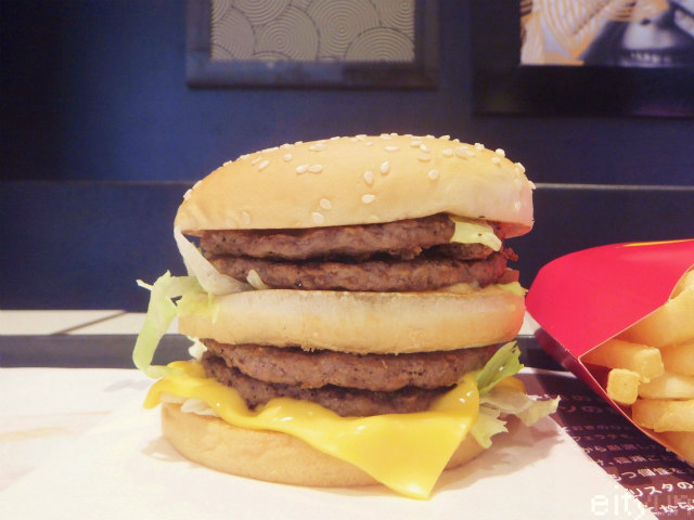 【マック】メガマック@マクドナルド 価格419円 カロリー776kcal 【2014年5月19日~5月26日まで】 | 日々飽食