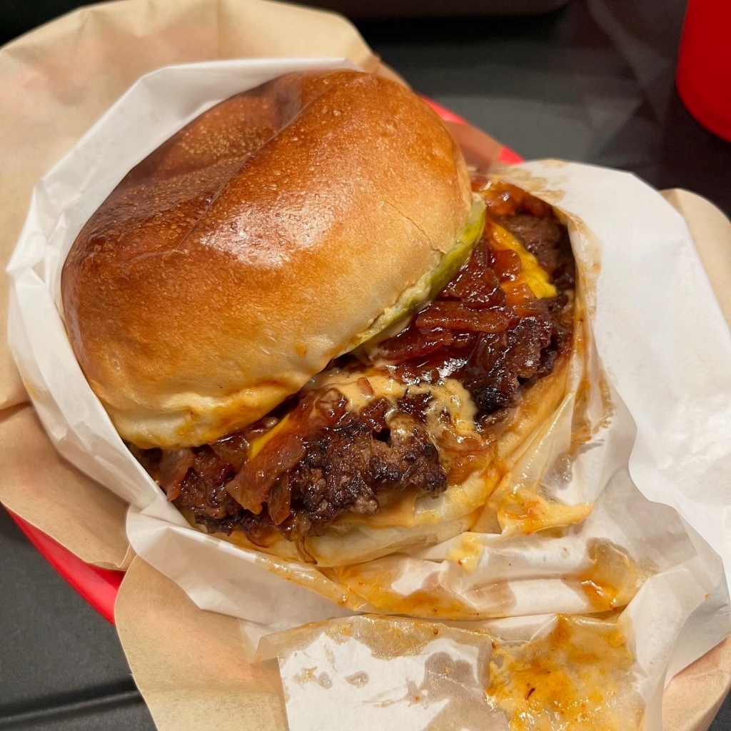 新しくできた本格ハンバーガーショップ。 | すばらしい日々。