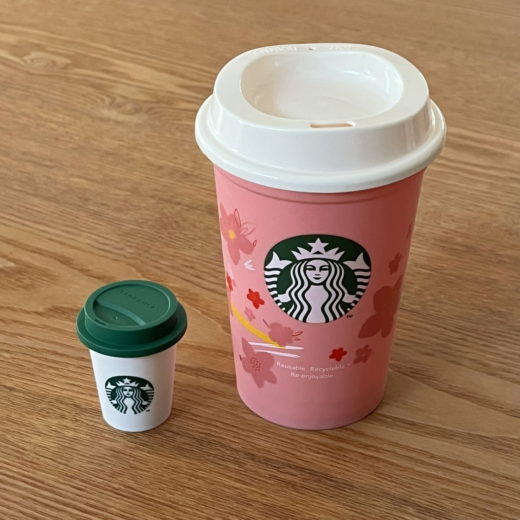 話題のスターバックスのミニカップ！ | すばらしい日々。