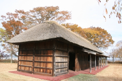 青森県八戸市で街歩き～お城へ行こう・復元された中世の城、根城 | 日本の街並みと鉄道のコレクション