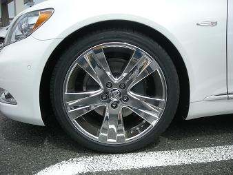 AUTOCOUTURE 20インチ