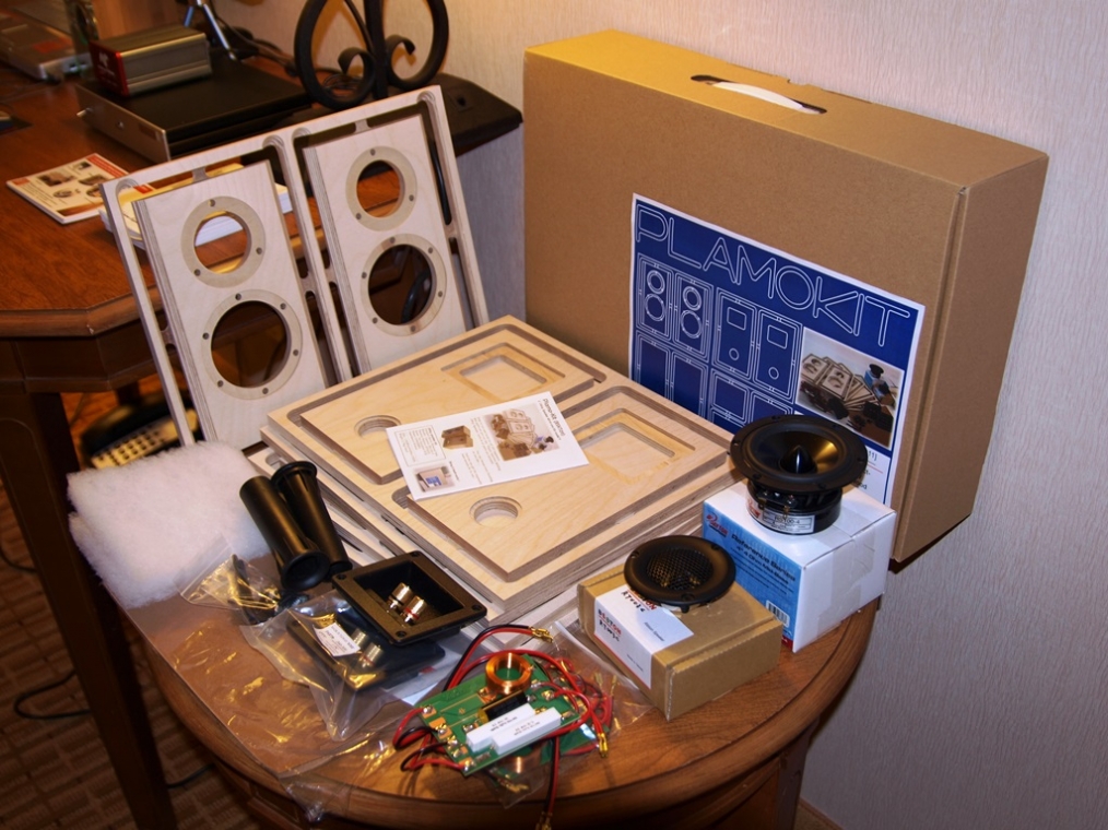 stereo』誌8月号で、2024年版『BSN Twin Passive Boxkit』を発表