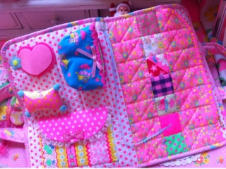 ピンクス オリジナルパッチワークキット16点プラスおまけ付き 新しいキット | Pinks Blog