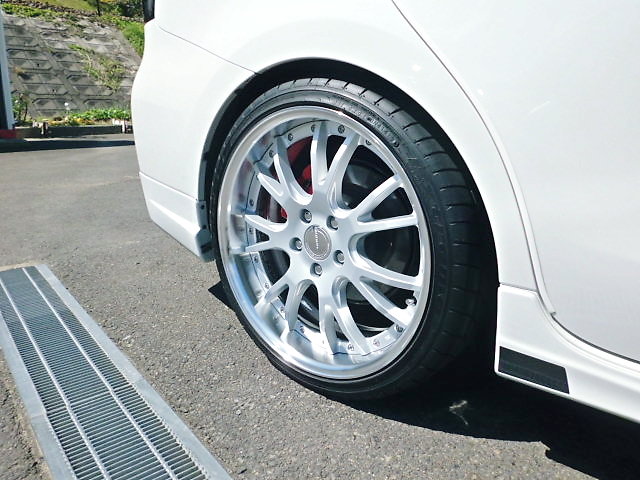 work グノーシス　GS4 19インチホイール WORK 【2ピース構造】WORK グノーシス GS4 19in 8J +55 PCD114.3
