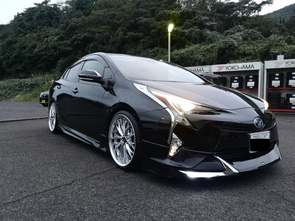 ワーク　プリウス　19インチ TOYOTA 前期プリウスPRIUS/ （ZVW30） 用 19インチホイール
