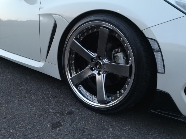 BRZ WORK ZEAST BST2 19インチホイール 装着～♪ | カーファッション