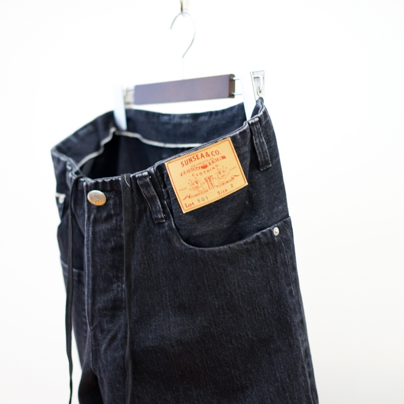 SUNSEA ALTANATING BK DENIM/BK